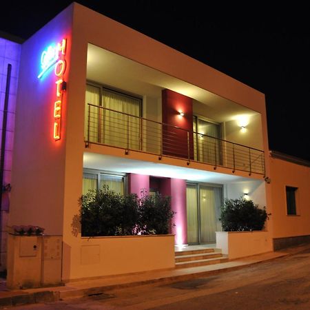 Gil'S Hotel Ольбія Екстер'єр фото
